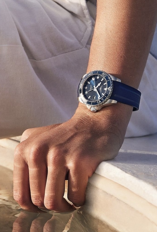 ساعات Longines HydroConquest GMT الجديدة بتصميم رياضي فاخر