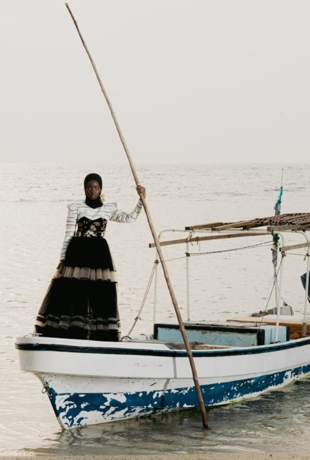 خاص "هي" معرض THE BEACH يصور طبيعة جزر فرسان الساحرة بإبداعات المواهب السعودية