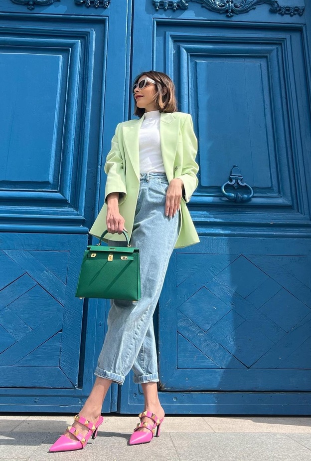 بودكاست "بالحديث عن الموضة" من "هي": كواليس تنسيق الأزياء مع منسقة الأزياء العنود السويلم