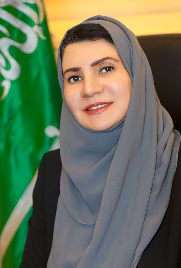 خاص "هي":  فرص تمكين المرأة في قطاع الفنون والحرف بالسعودية 