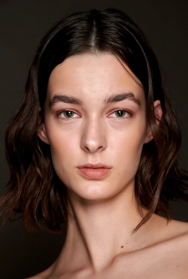 الحل المناسب لظهور البقع الداكنة في الصيف