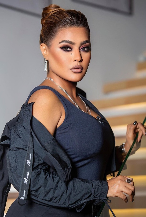 إطلالات جمالية عصرية تلهمك بها الفنانة وعد بمناسبة عيد ميلادها..اليك الخطوات