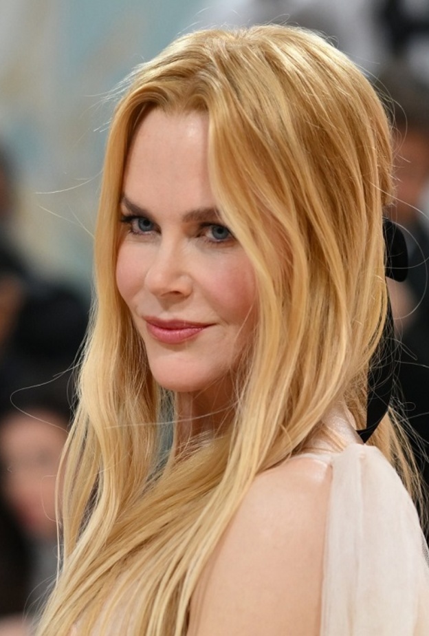 لماذا بات الريتينول المكوّن الجمالي المفضّل لدى النجمات؟ إليك الأسباب