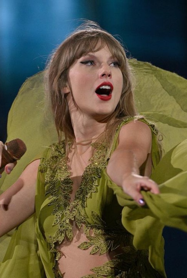 تايلور سويفت في جولتها الغنائية