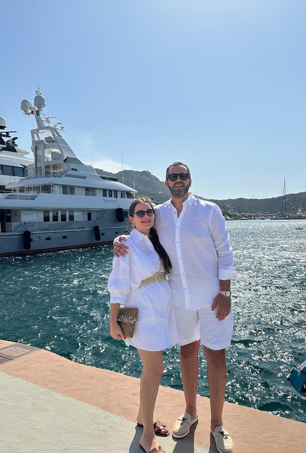 شام الذهبي وزوجها