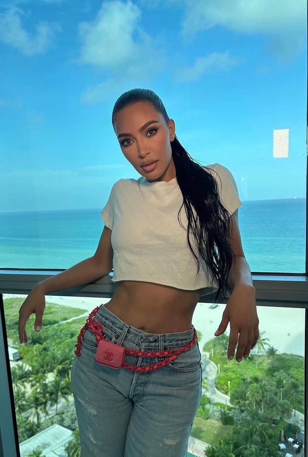 كيم كارداشيان 