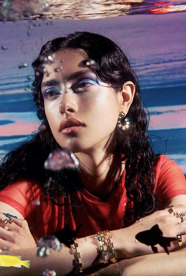 ASHAHA تكسر قواعد المجوهرات الحديثة