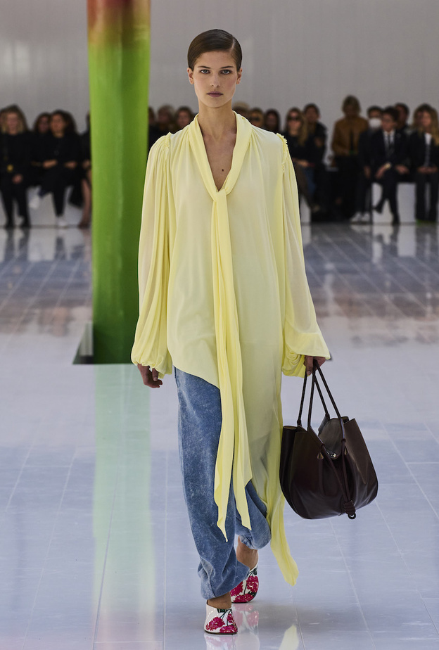 الأزياء الأوفر سايز مفهوم جديد عن الأناقة العصرية 