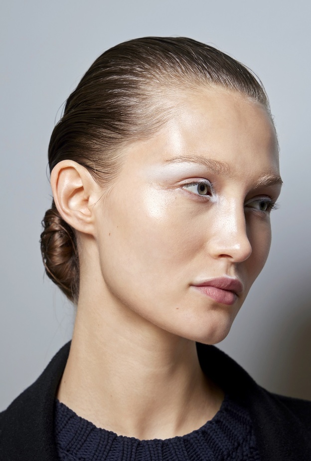 تثبيت المكياج Melt-Proof Makeup في الصيف.. إليك هذه الحيل والخطوات الجمالية