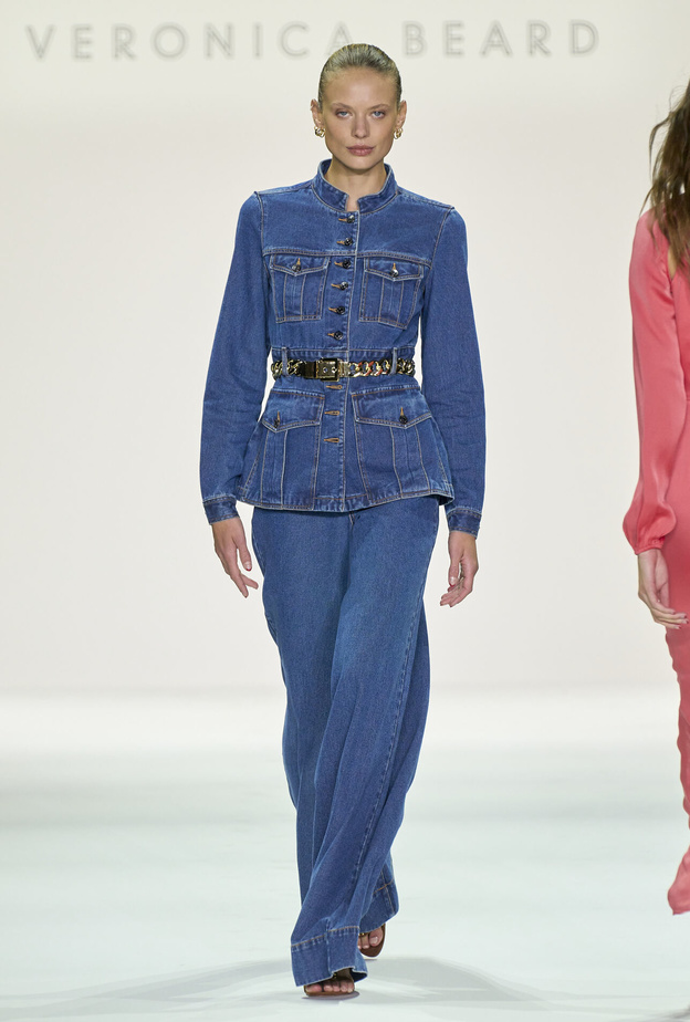 أفكار غير تقليدية لاختيار موضة جاكيتات الجينز