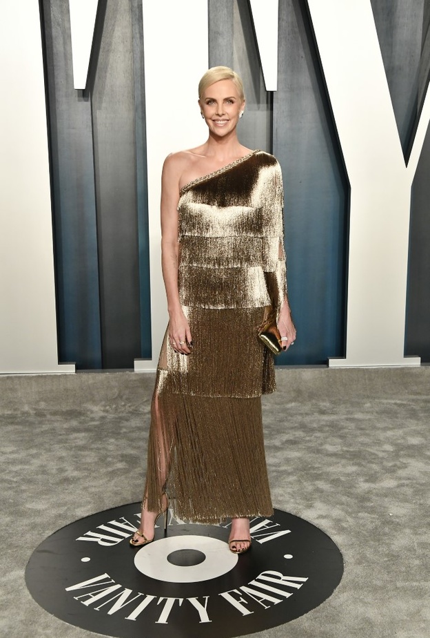 تشارليز ثيرون 