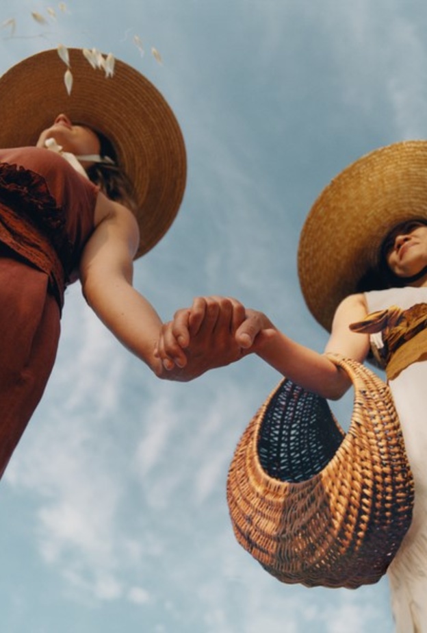 تحتفل لوكسيتان بيوم المرأة الإماراتية