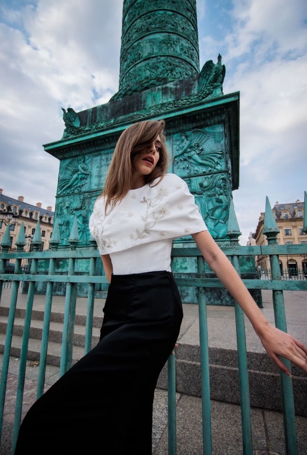 المصممة "مشاعل الدريعي" لـ "هي":  مجموعتي الخاصة باليوم الوطني السعودي تحمل رسالة عميقة في الحب والولاء للوطن