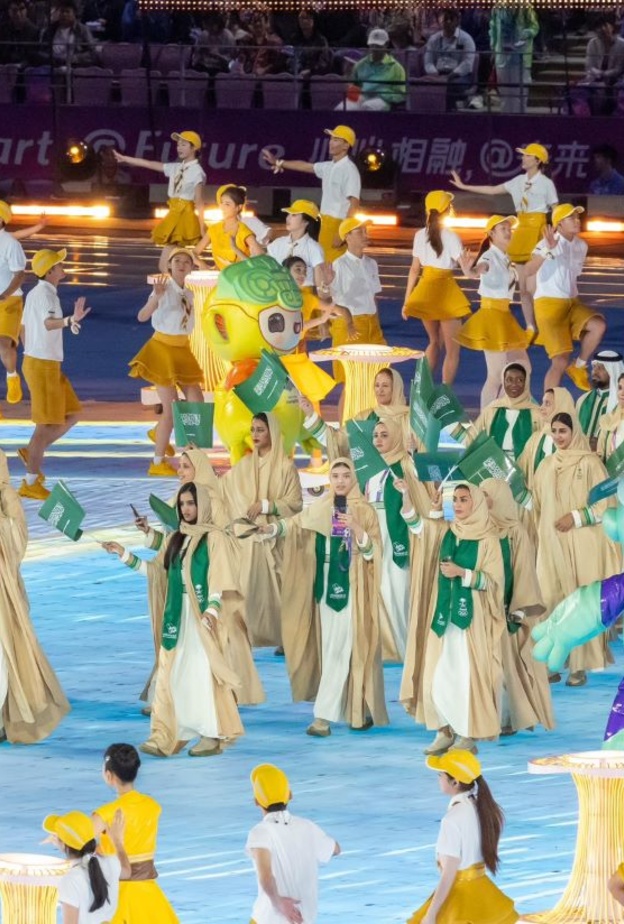 بتصميم تراثي من علامة أباديا.. الوفد السعودي يلفت أنظار العالم في حفل افتتاح دورة الألعاب الآسيوية