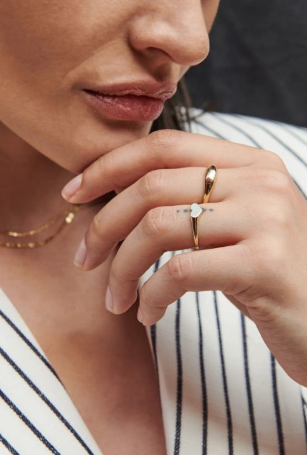 خاتمان من لورين ستيوارت Loren Stewart 