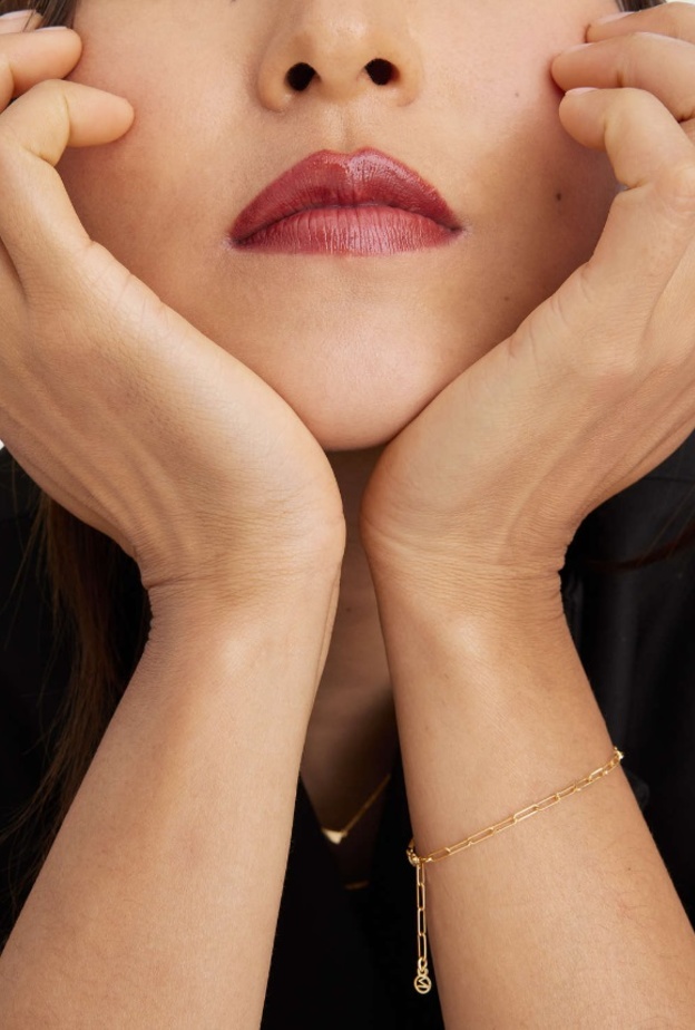 خواتم من الذهب الأصفر من ميجوري Mejuri