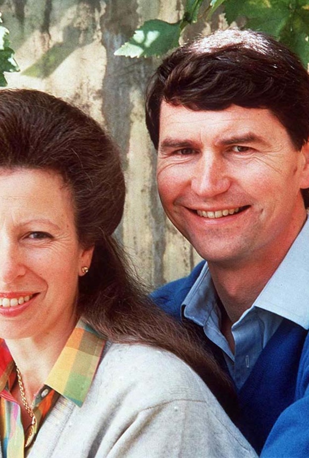 سير تيموثي لورانس Sir Timothy Laurence