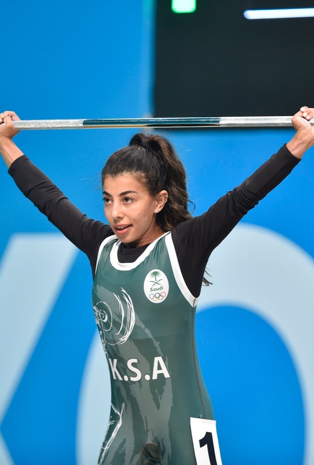 مشاركة تاريخية للرباعة السعودية غادة الطاسان في بطولة العالم لرفع الأثقال