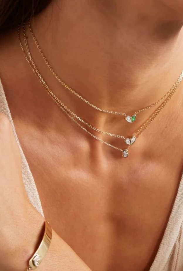 عقد Sweetheart من جيميلا Gemella 