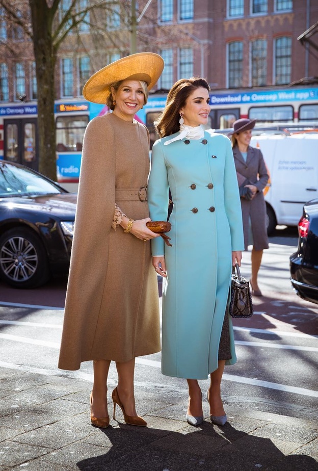 الملكة رانيا برفقة الملكة ماكسيما 