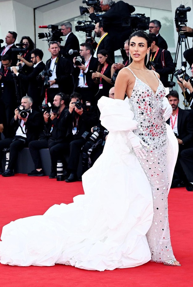 جوليا سالمي