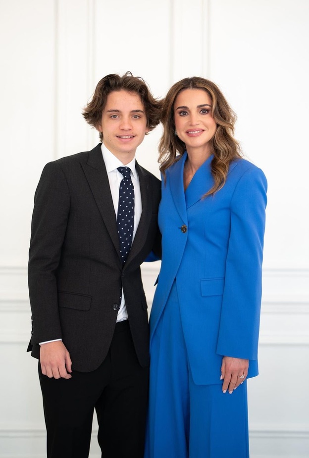 ..إطلالات متألقة للملكة رانيا في جولتها بنيويورك 