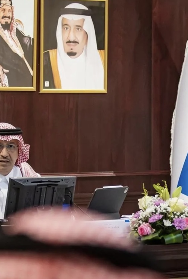 مجلس إدارة جامعة الملك سعود يعقد اجتماعه الأول برئاسة معالي وزير التعليم رئيس مجلس الإدارة الأستاذ يوسف بن عبدالله البنيان 