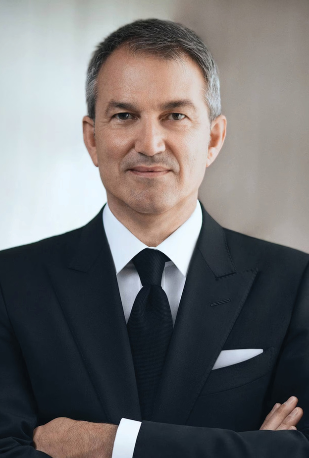 ثمار الحلم والعزم