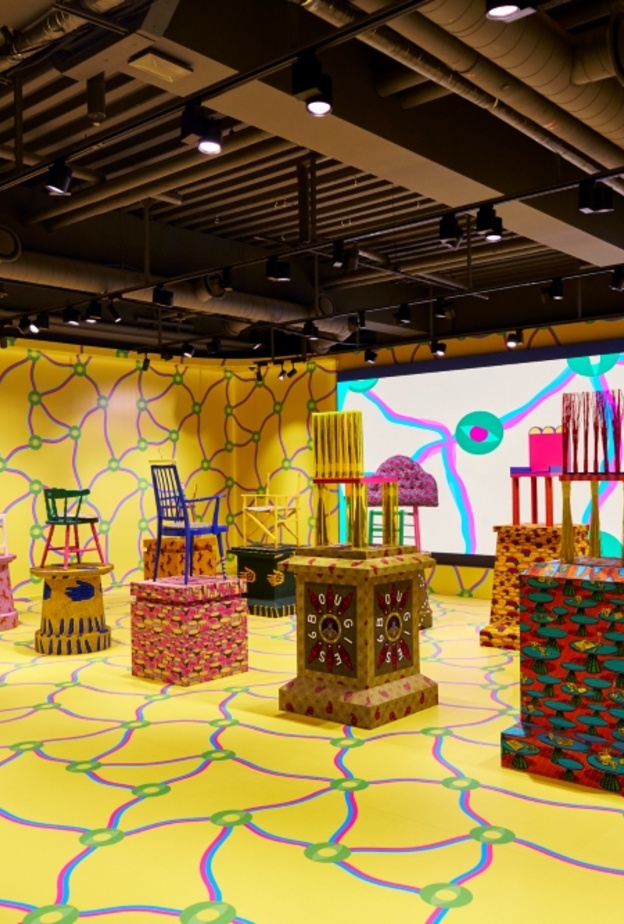 MCM تحتفل بالتعاون بين الفن والأزياء مع الفنان Yinka Ilori في سيول