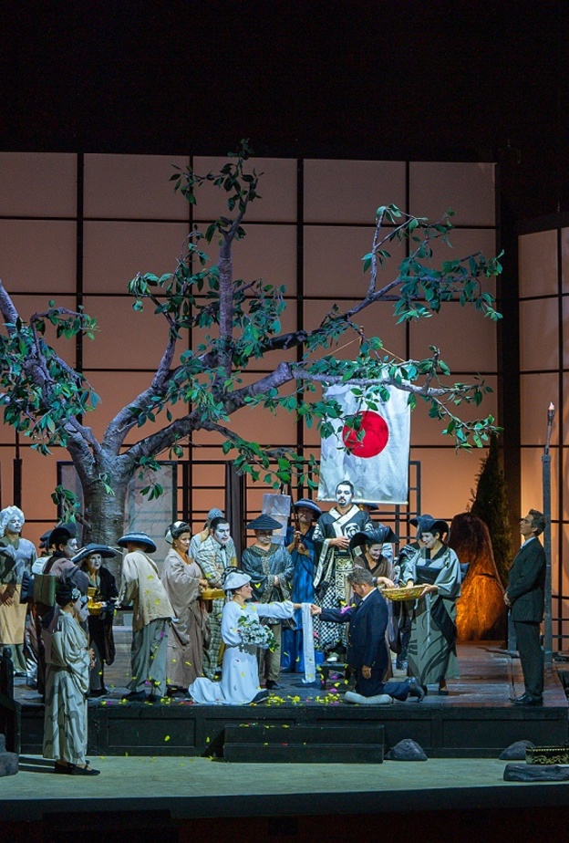  "مدام بترفلاي" تحقق نجاحاً مبهراً في عرضها الأول في "دبي أوبرا"