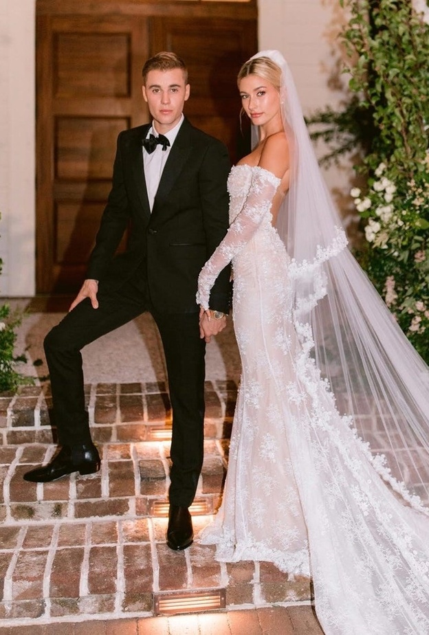 طرحة هايلي بيبر