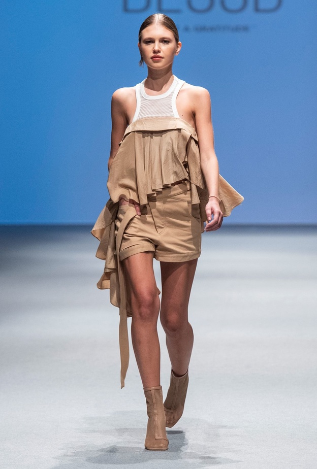 أدخلي موسم خريف 2023 بكل أناقة مع موديلات الأحذية هذه!