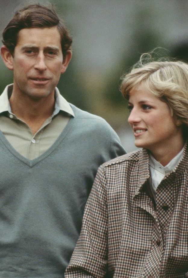 ما قصة "اختبار بالمورال" الذي كانت تطبقه الملكة إليزابيث الثانية على ضيوفها واجتازته الأميرة ديانا؟