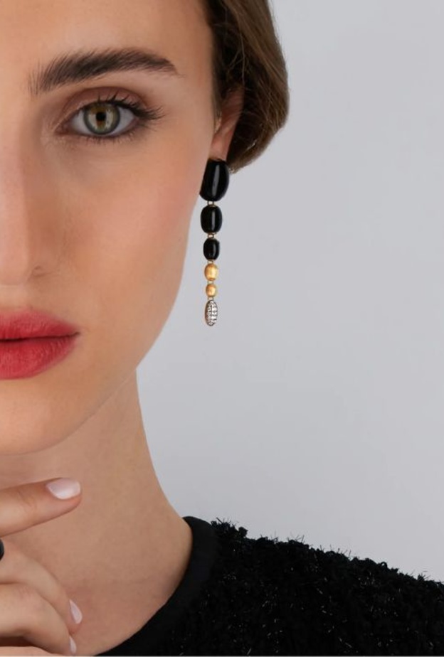 أقراط أذن متدلية مرصعة بالجزع من نانيس Nanis 