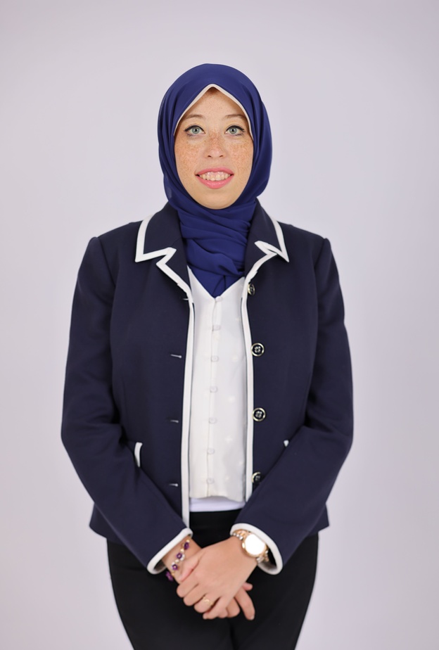 الباحثة نادين ناجي محمود يونس