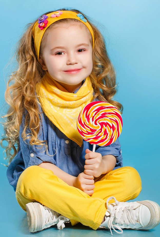 حدد الخبراء العمر المناسب لتناول السكر للأطفال وهو تمام بلوغهم العام الثاني من العمر