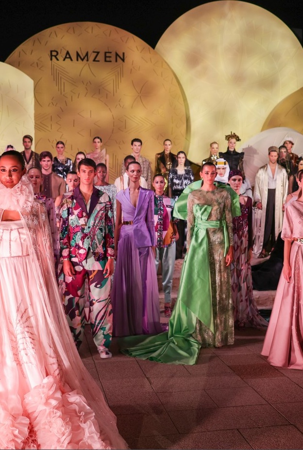 لأول مرة بالدرعية.. عرض للأزياء العالمية والمحلية في مطل البجيري