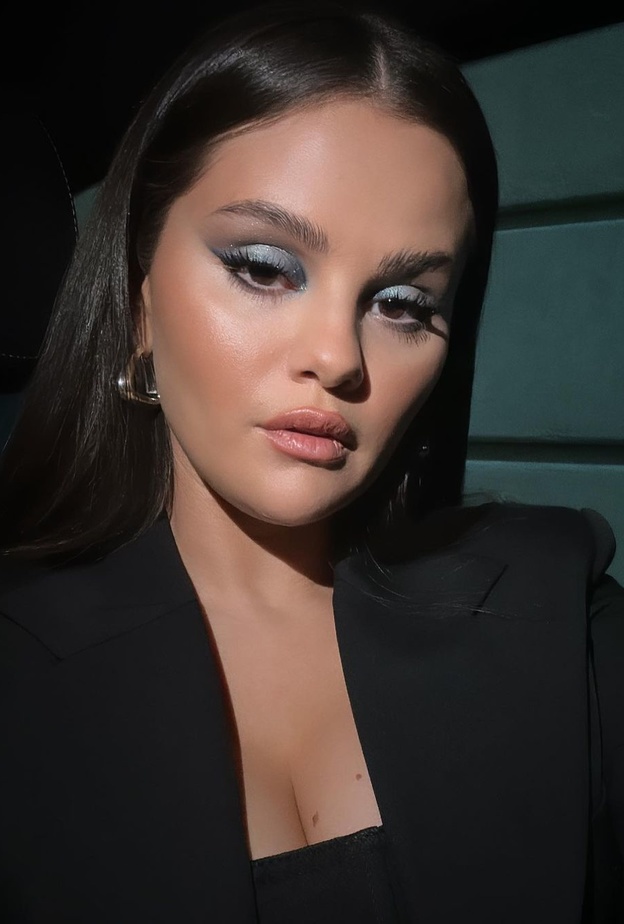 صيحة المكياج الثلجي لإطلالة عصرية لهذاالموسم.. إليك الخطوات والمستحضرات المطلوبة