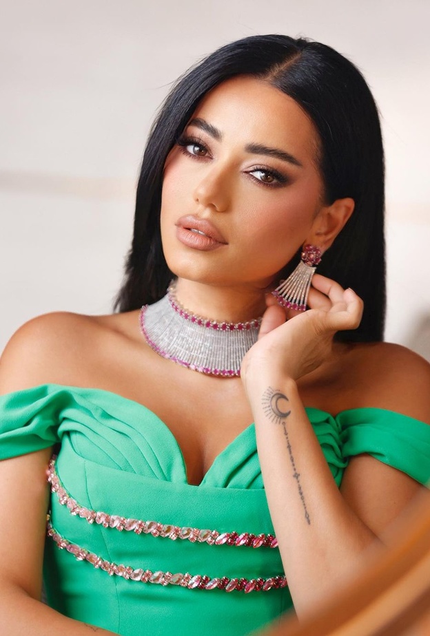 مجوهرات النجمة رحمة رياض