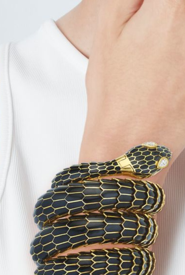سوار سيربنتي من تصميم بولغري Bvlgari في ستينيات القرن الماضي - الصورة من كريستيز Christie's 