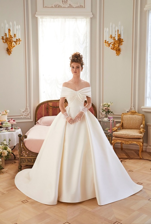 فساتين زفاف منفوشة من أسبوع الموضة العرائسي في نيويورك@sarehnouri