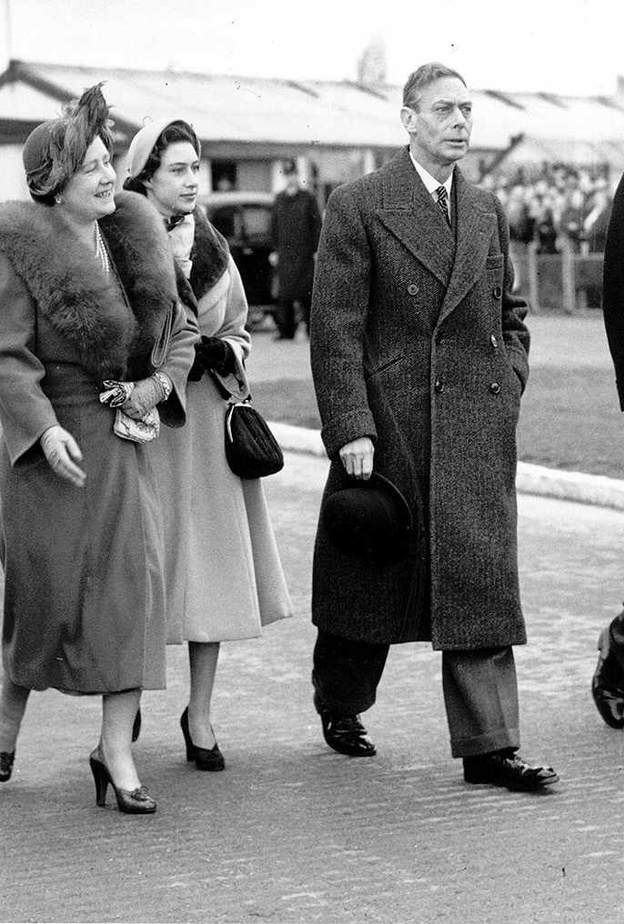 قبل زيارة الملك تشارلز التاريخية.... تعرفي على تفاصيل رحلة والدته الفارقة وإعلانها ملكة من كينيا