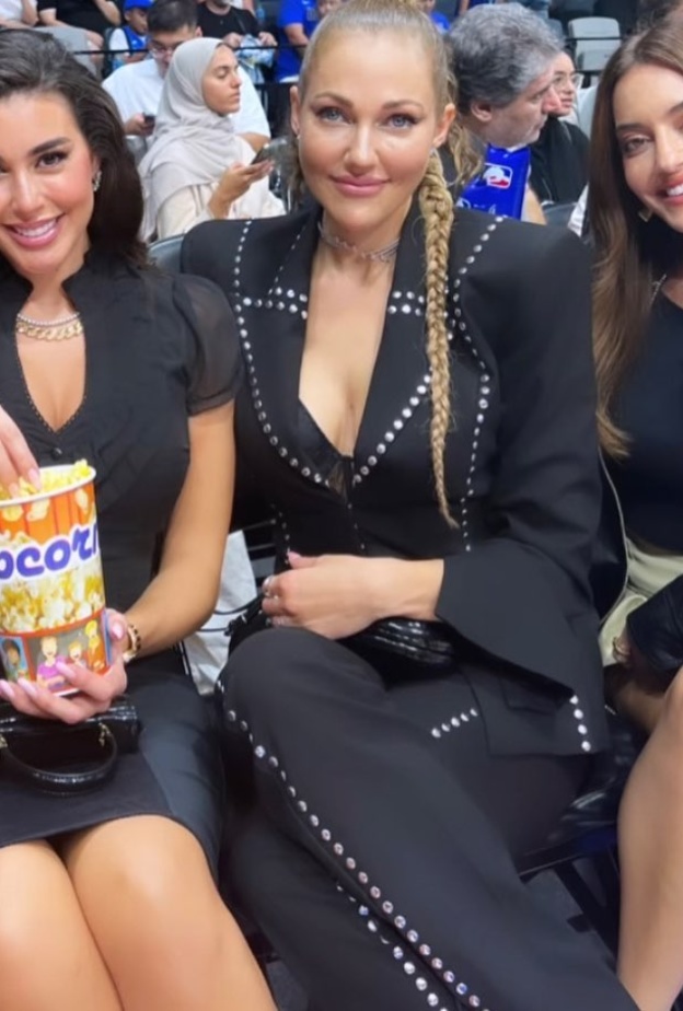 منافسة قوية بين تصاميم مجوهرات ياسمين صبري وكارن وازن ومريم أوزرلي خلال تواجدهنّ في أبو ظبي