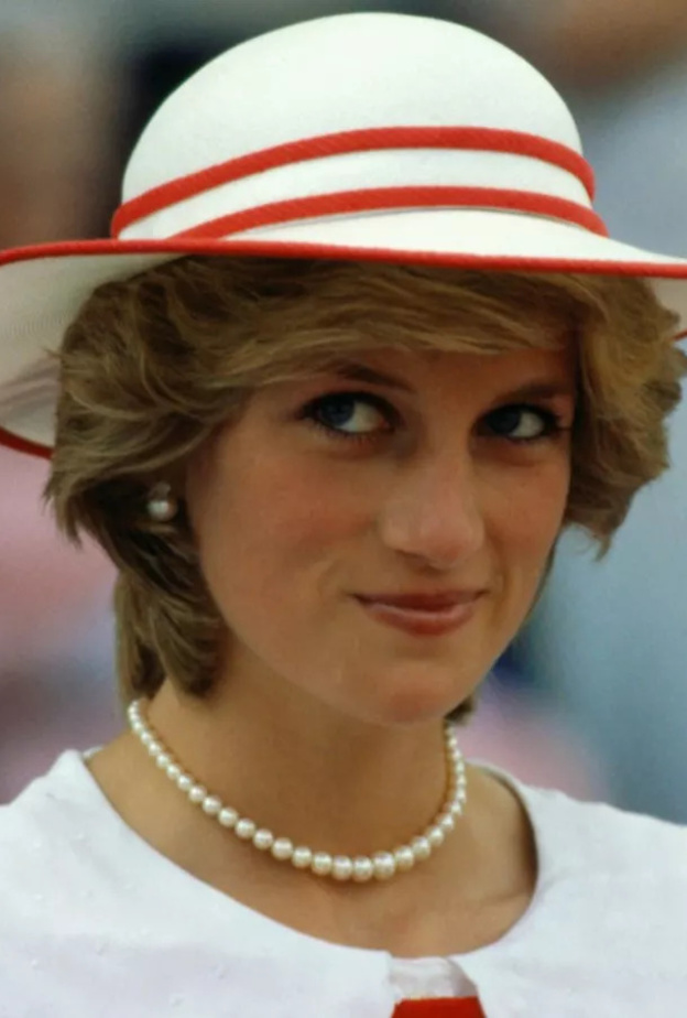 ما حقيقة ظهور شبح الأميرة ديانا في الموسم السادس من مسلسل The Crown