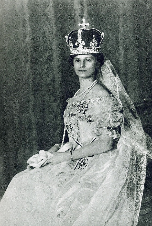 من هي إمبراطورة النمسا التي جردت من لقبها بسبب الحرب العالمية؟