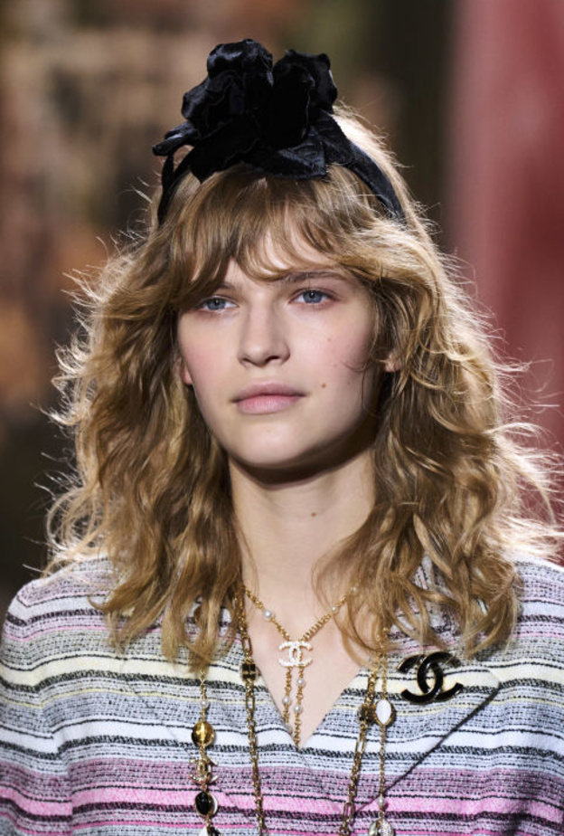 نصائح للعناية بالبشرة والشعر أثناء الرحلات