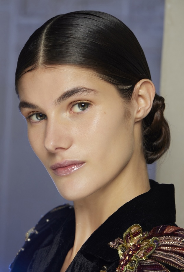 مكون طبيعي لم تتوقعي فعاليته على بشرتك هذا الخريف..ما هو؟