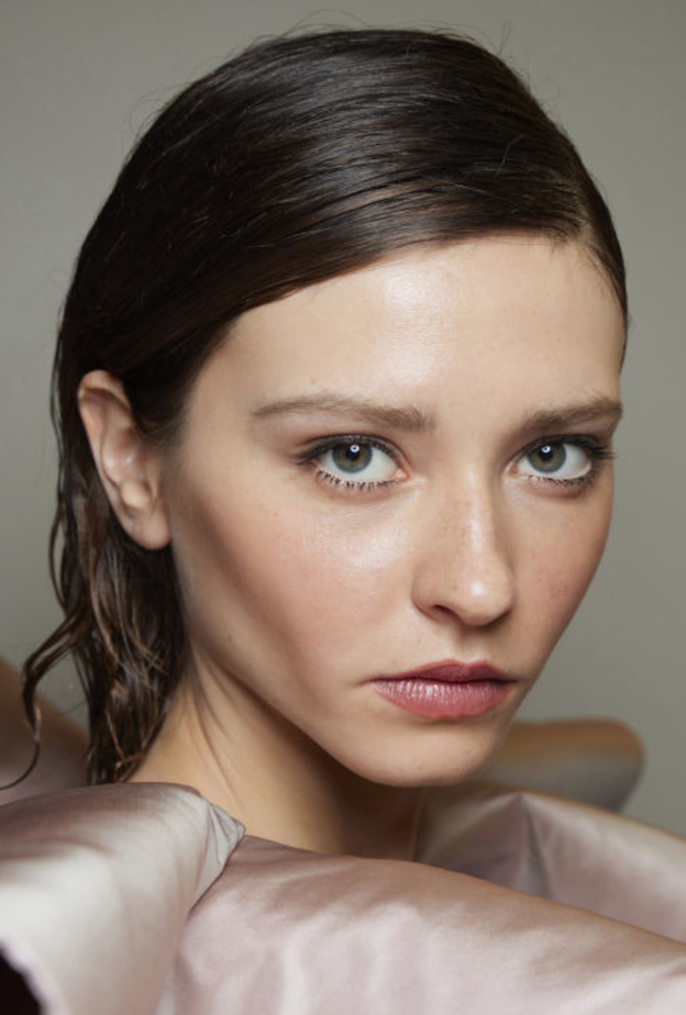 Hobeika عارضة دار