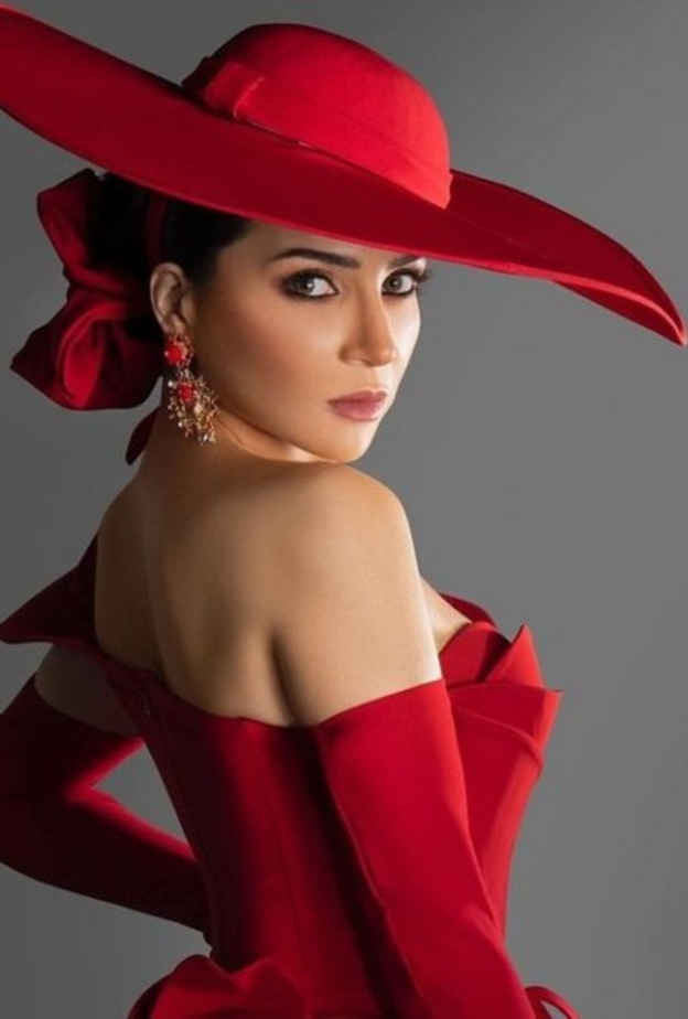 مي عز الدين