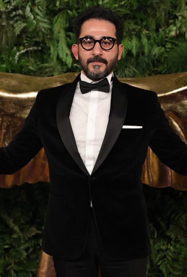 نجوم تأثروا مع أنس بوخش.. ما المواقف التي دفعتهم لإخراج مشاعرهم الرقيقة أمام الملايين؟ 